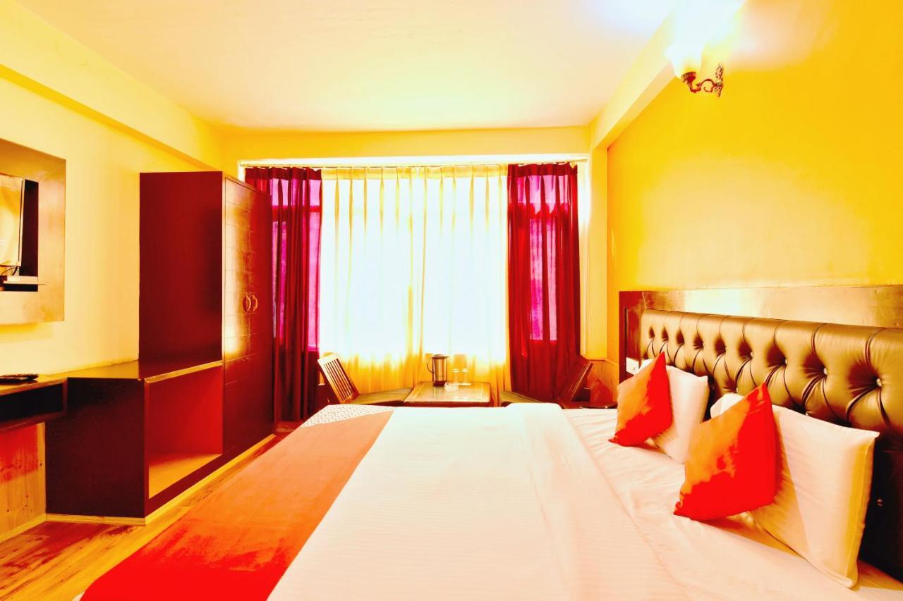 Oyo Flagship 27062 Hotel Green View 马拉里 外观 照片